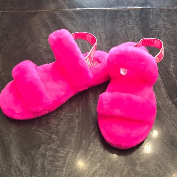 BNWOT UGG OH YEAH - Picture 1 of 7